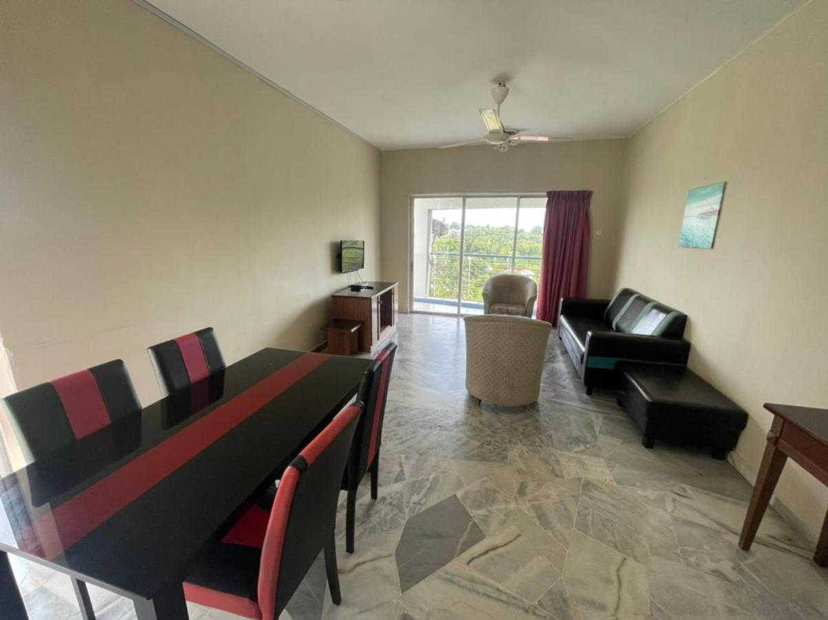 Fullhouse Marina View Apartment Port Dickson