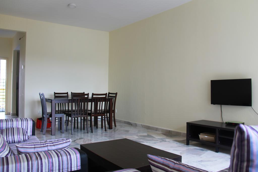Fullhouse Marina View Apartment *
