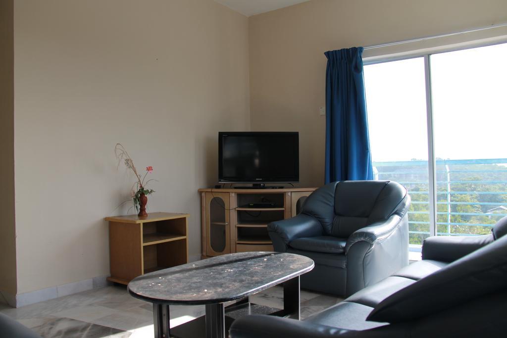 Fullhouse Marina View Apartment